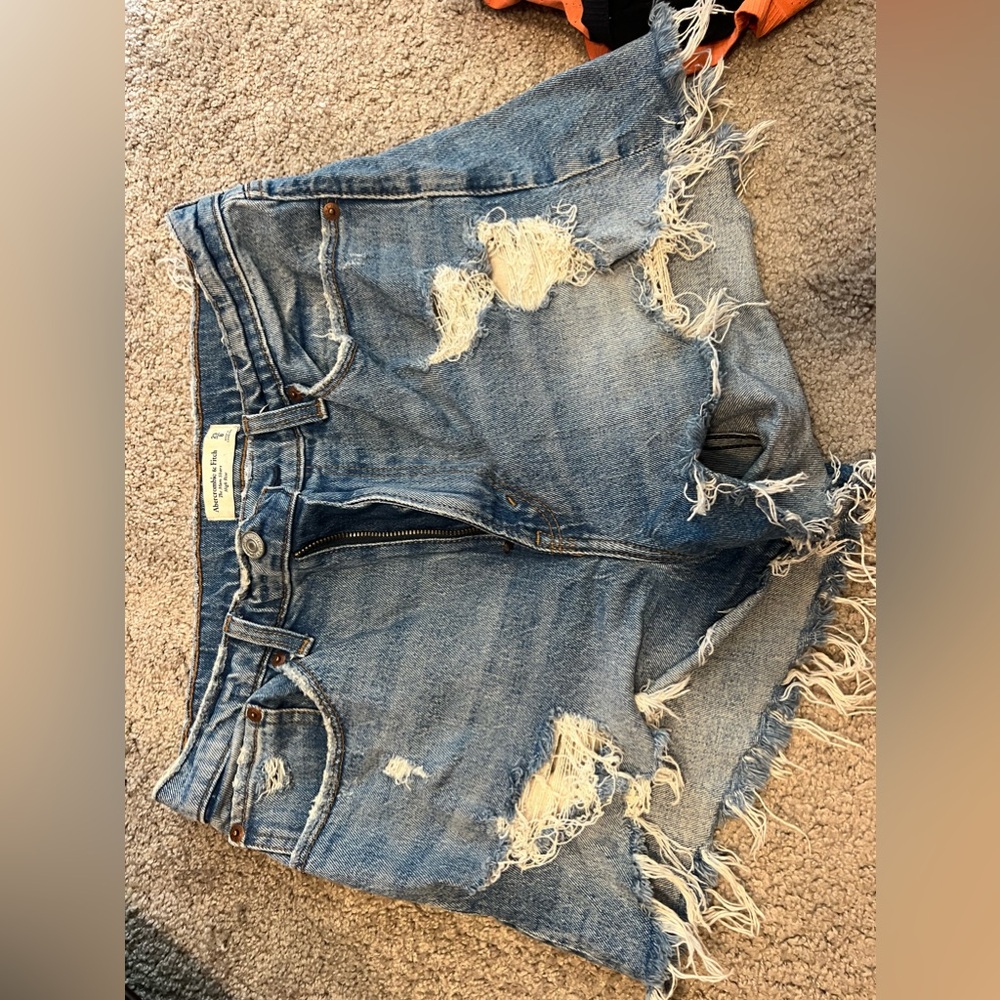 Abercrombie curve love jean shorts size 29/8
